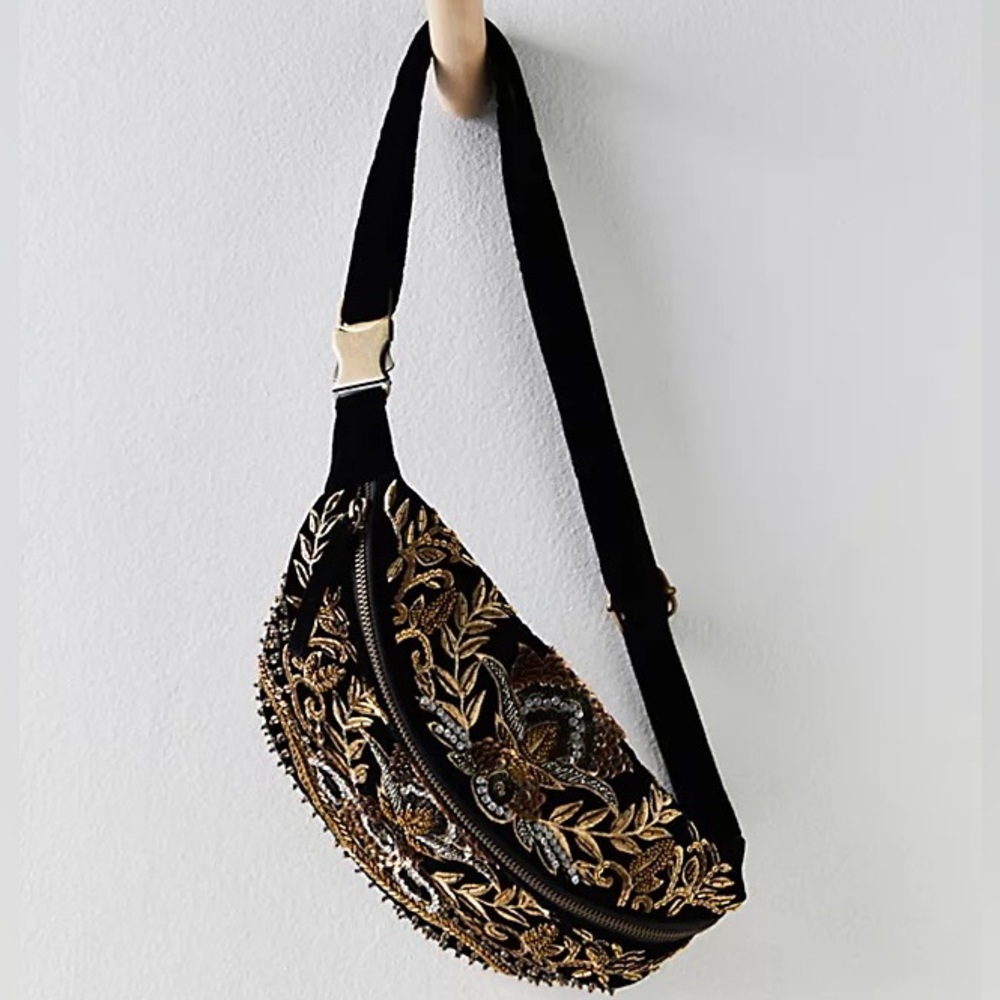 RARE Free People NWT Embellished Beaded Wren Sling Bag Fanny Pack Handbag Purse - Picture 6 of 10
